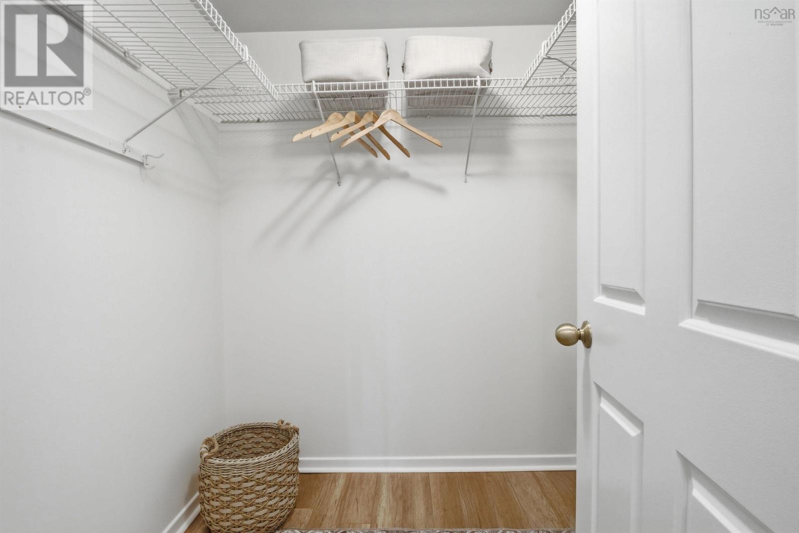 Property 12 of 27 of 301 1 Prince Street