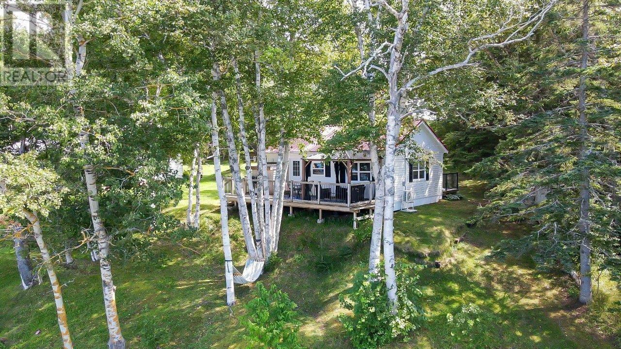 115 Roderick MacKenzie Lane — photo 20
