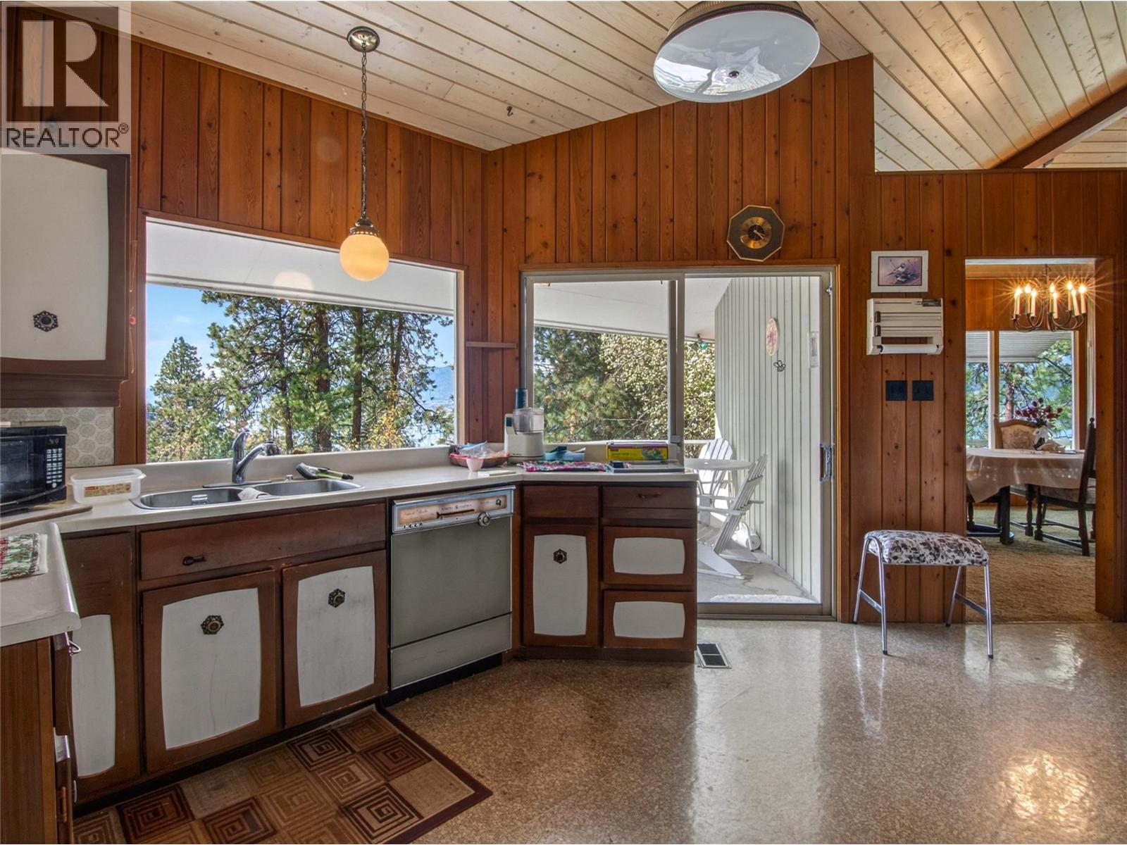  2110 Naramata Road, Naramata