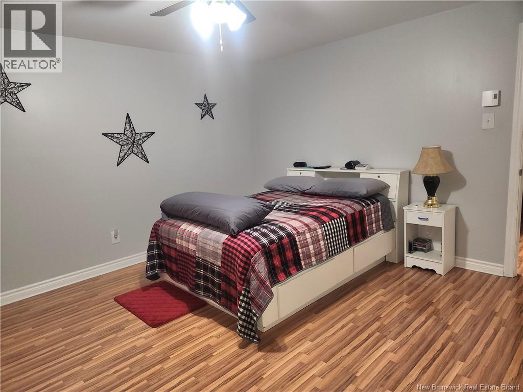 613 MADAWASKA ROAD - 13
