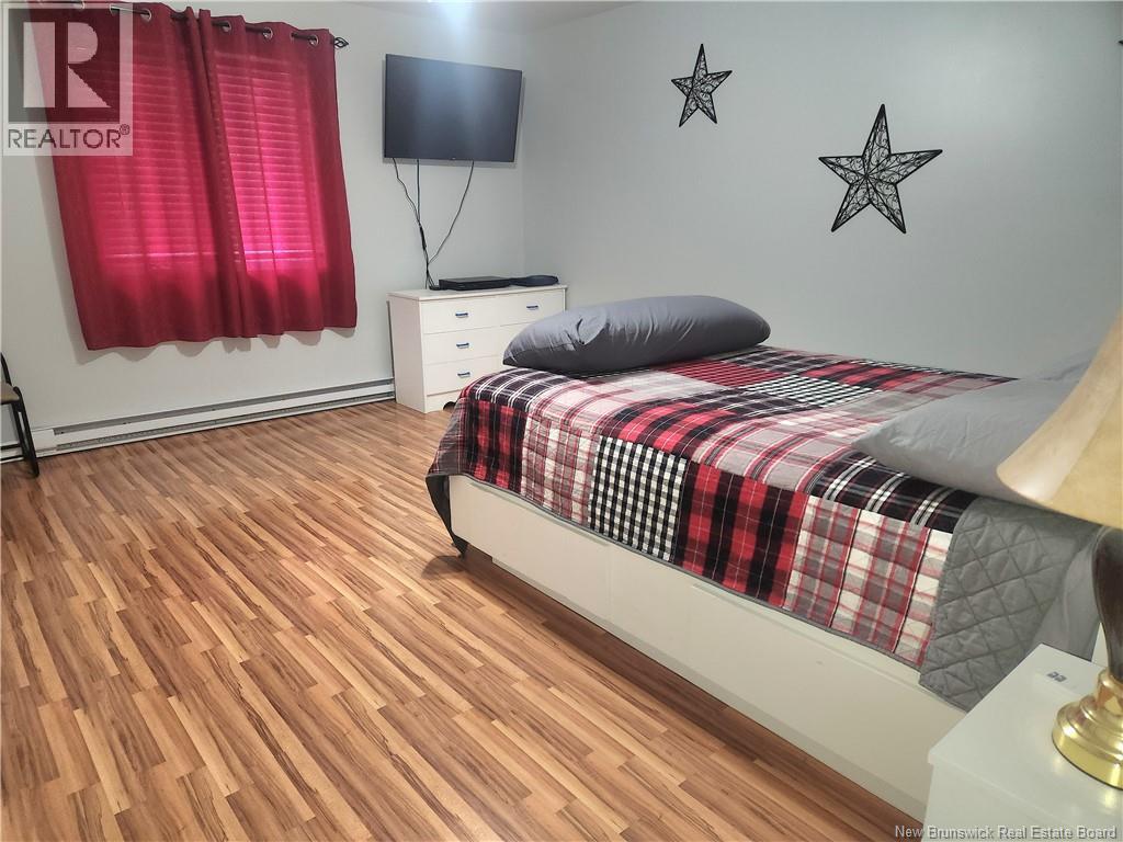 613 MADAWASKA ROAD - 14