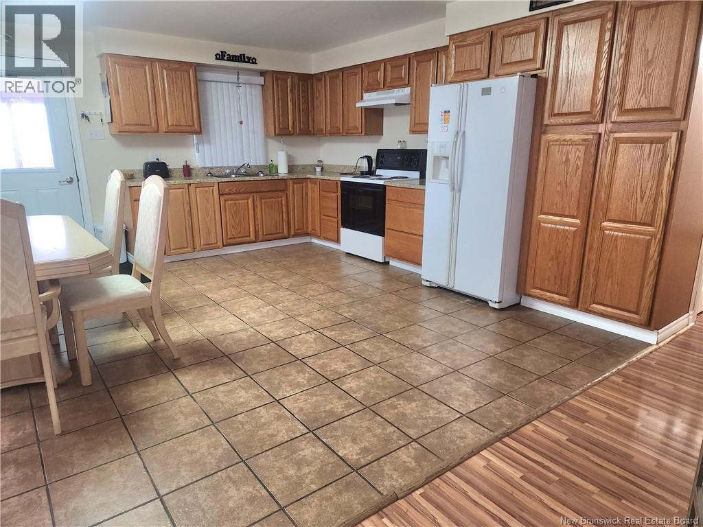 613 MADAWASKA ROAD - 3