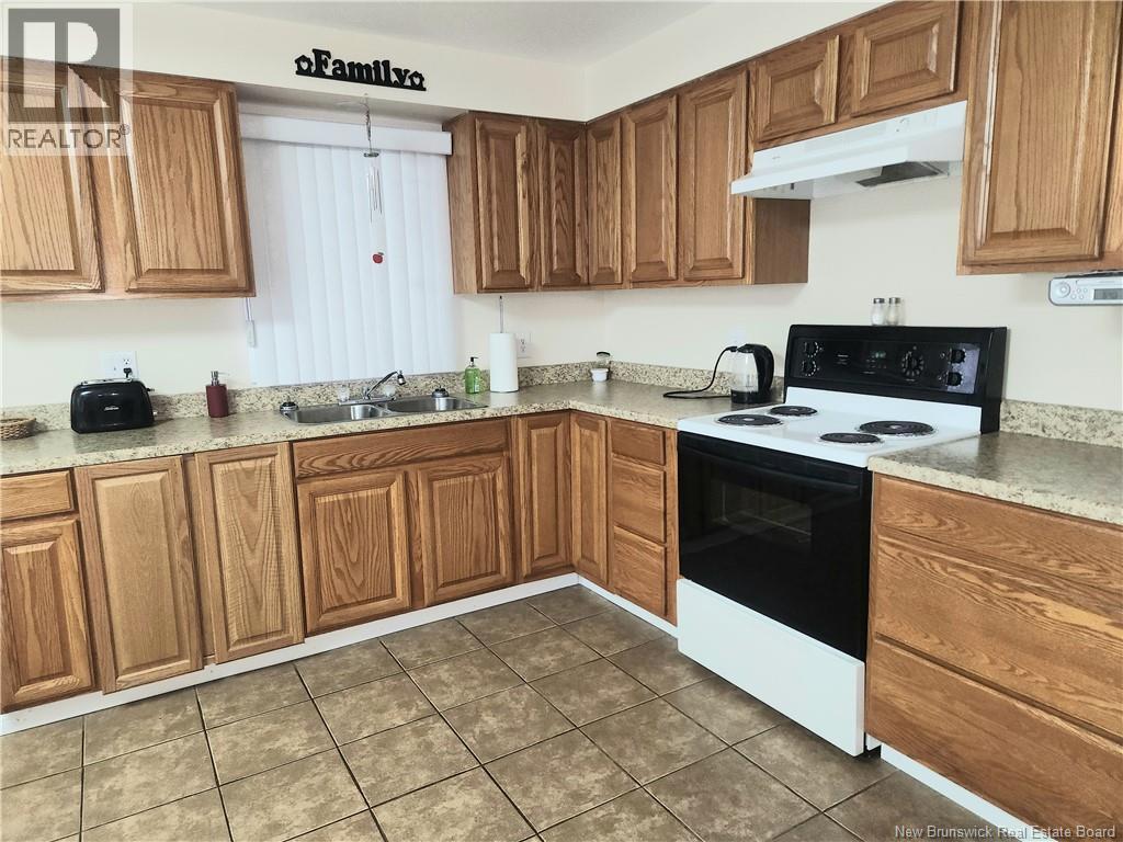 613 MADAWASKA ROAD - 5