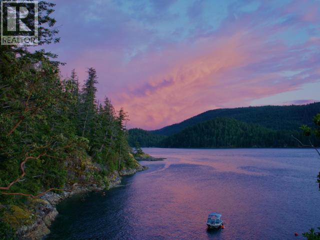 11800 MALASPINA INLET - 31