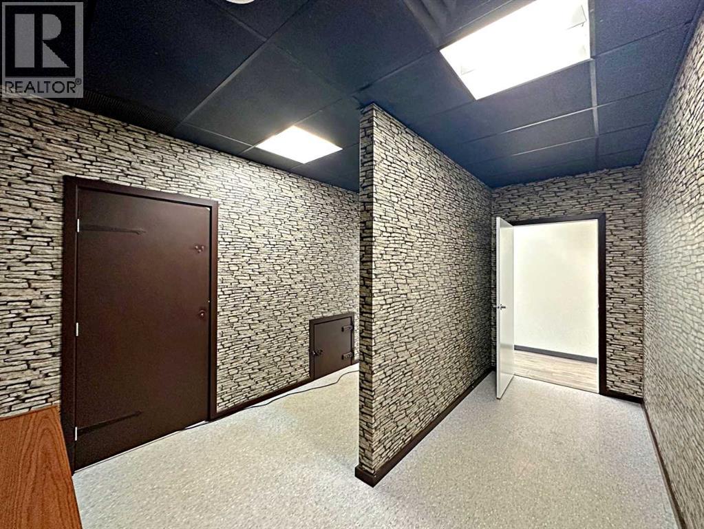 9906 Franklin Avenue, Fort McMurray