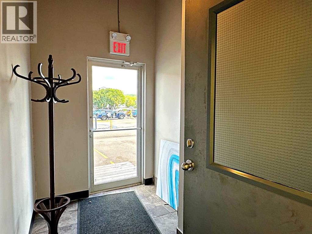 9906 Franklin Avenue, Fort McMurray