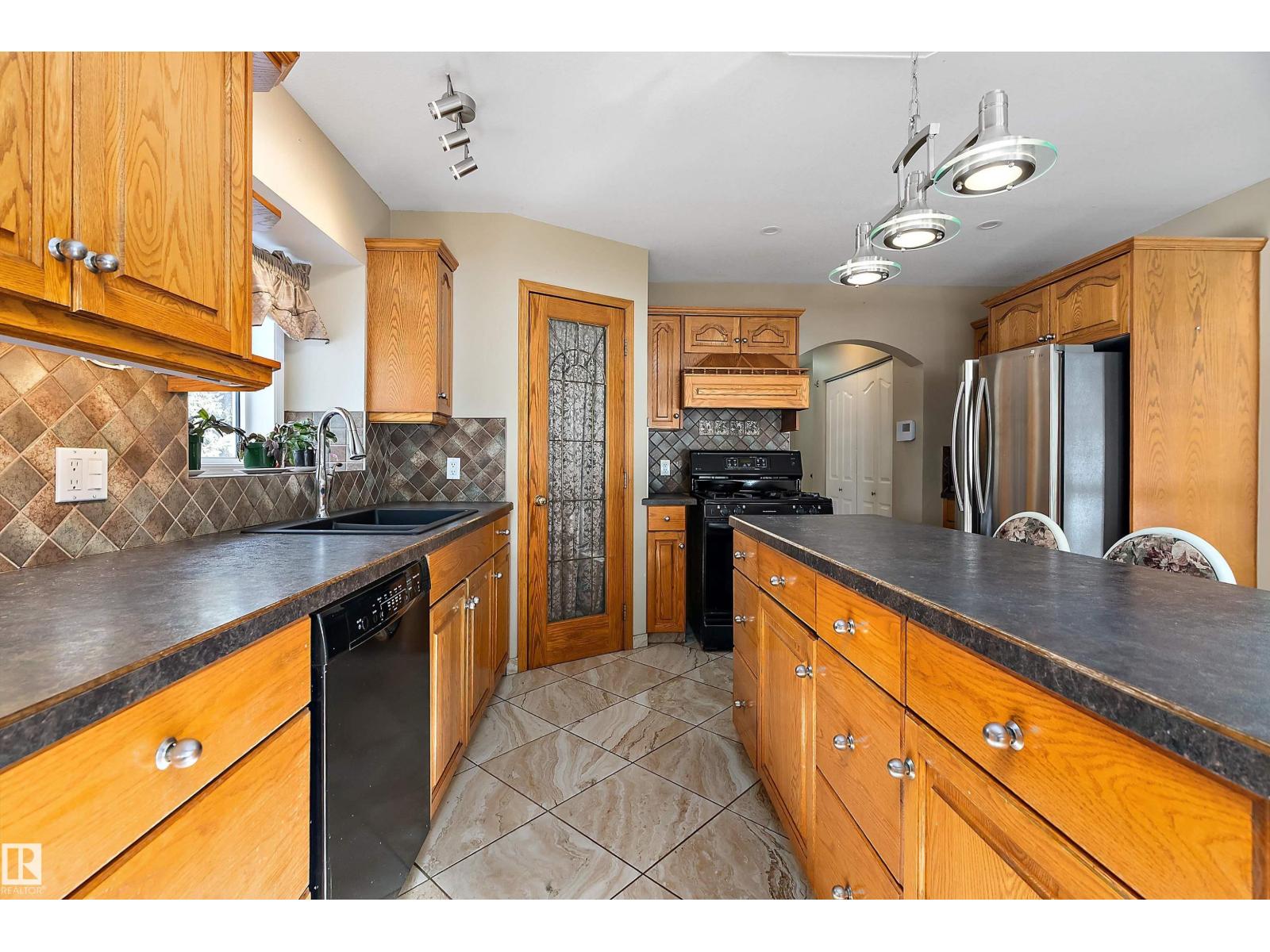 2214A TWP ROAD 534 - 7