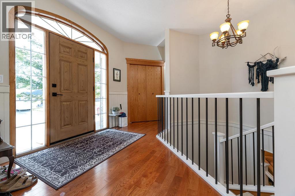 1002 WESTRIDGE DRIVE - 9