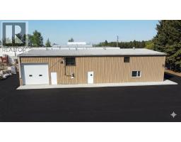 6001 40 Avenue, Wetaskiwin, AB T9A3S1 Photo 8