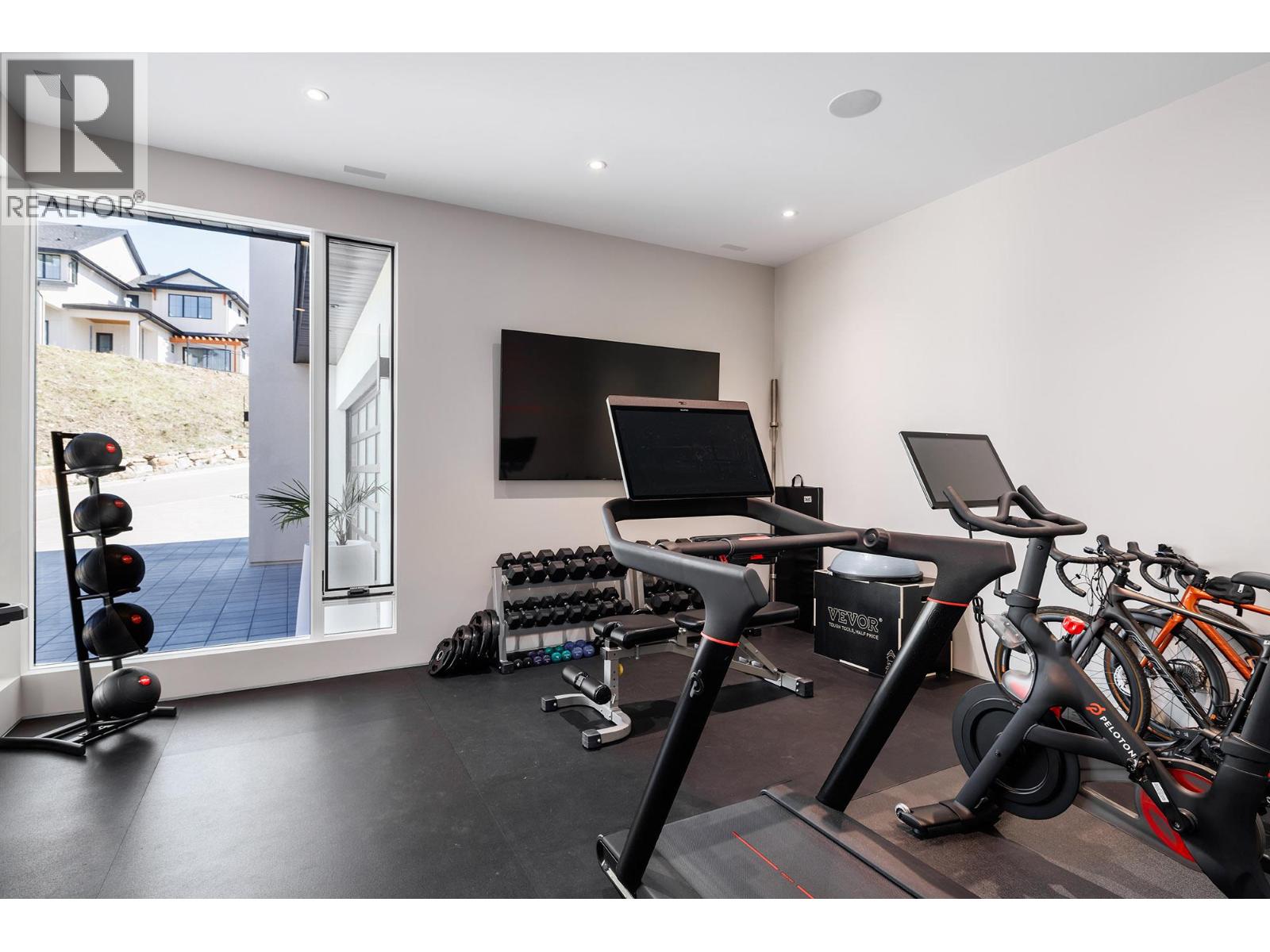 5602 Upper Mission Court, Kelowna