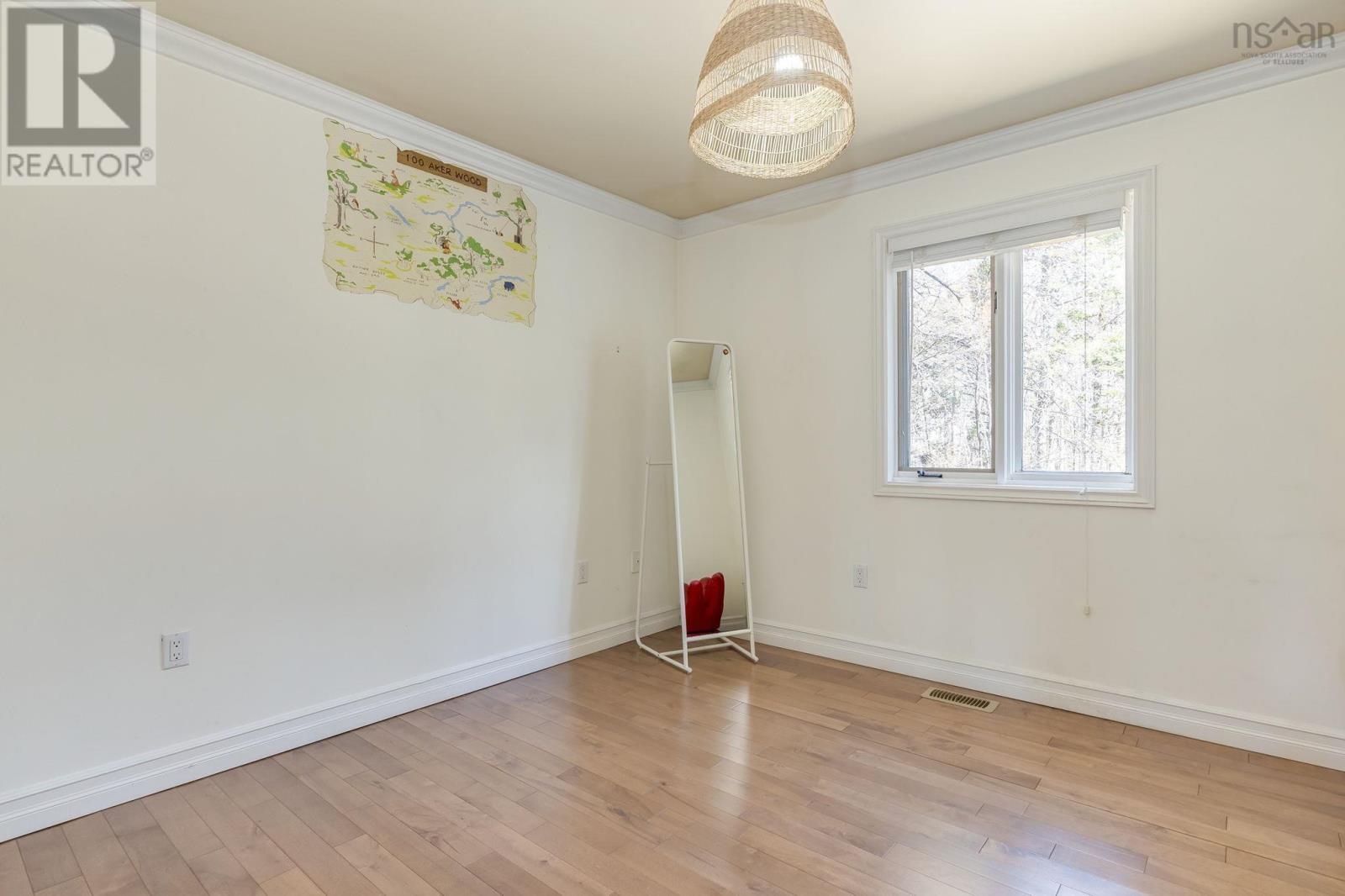 Property 25 of 44 of 6 Evans Drive