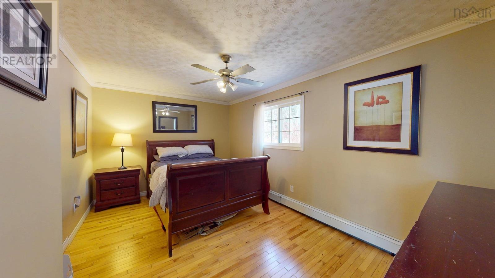 Property 21 of 41 of 123 Minas Crescent