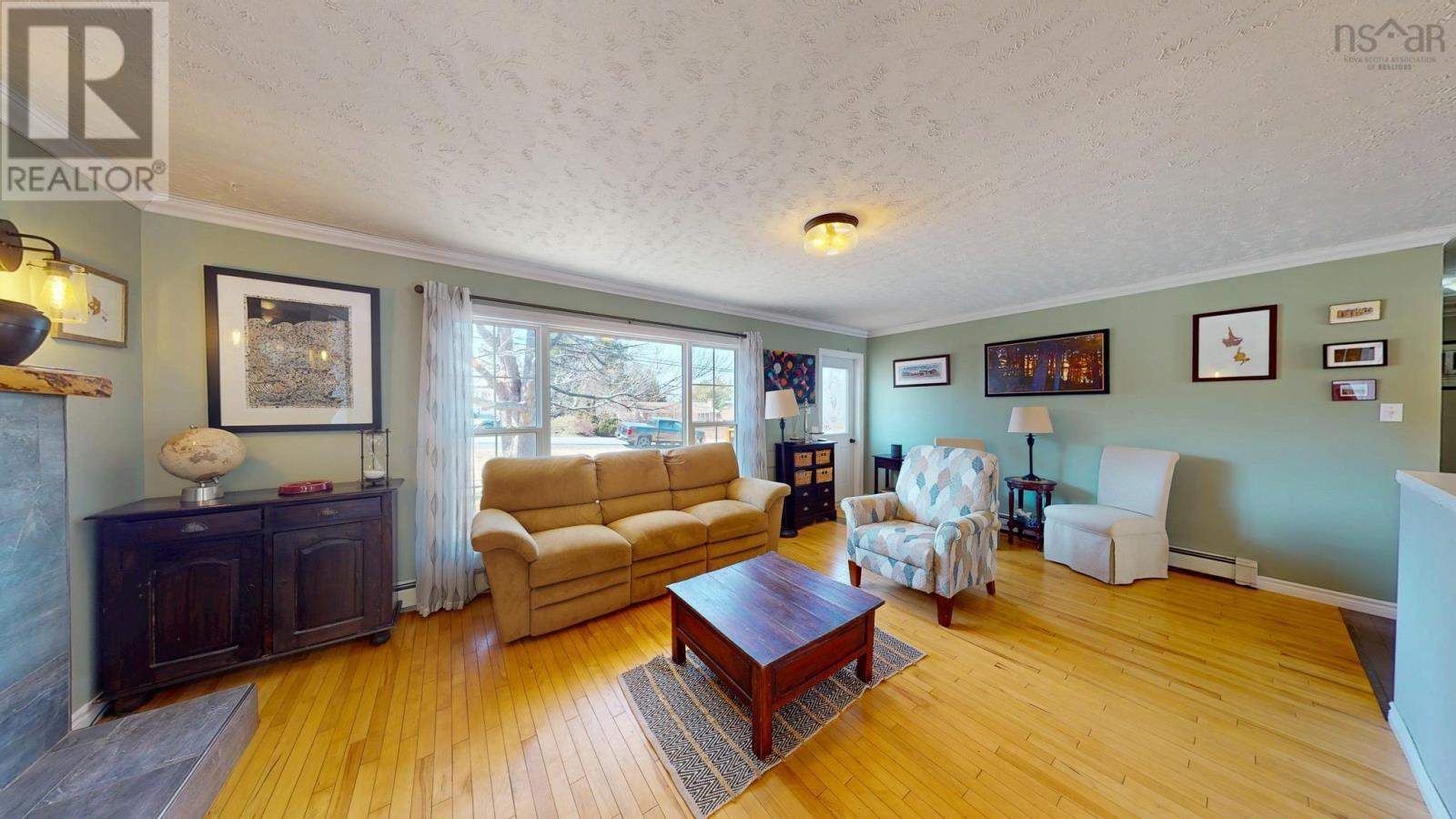 Property 17 of 41 of 123 Minas Crescent