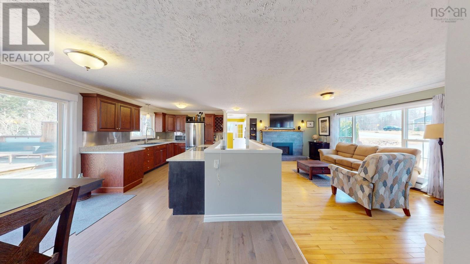 Property 20 of 41 of 123 Minas Crescent