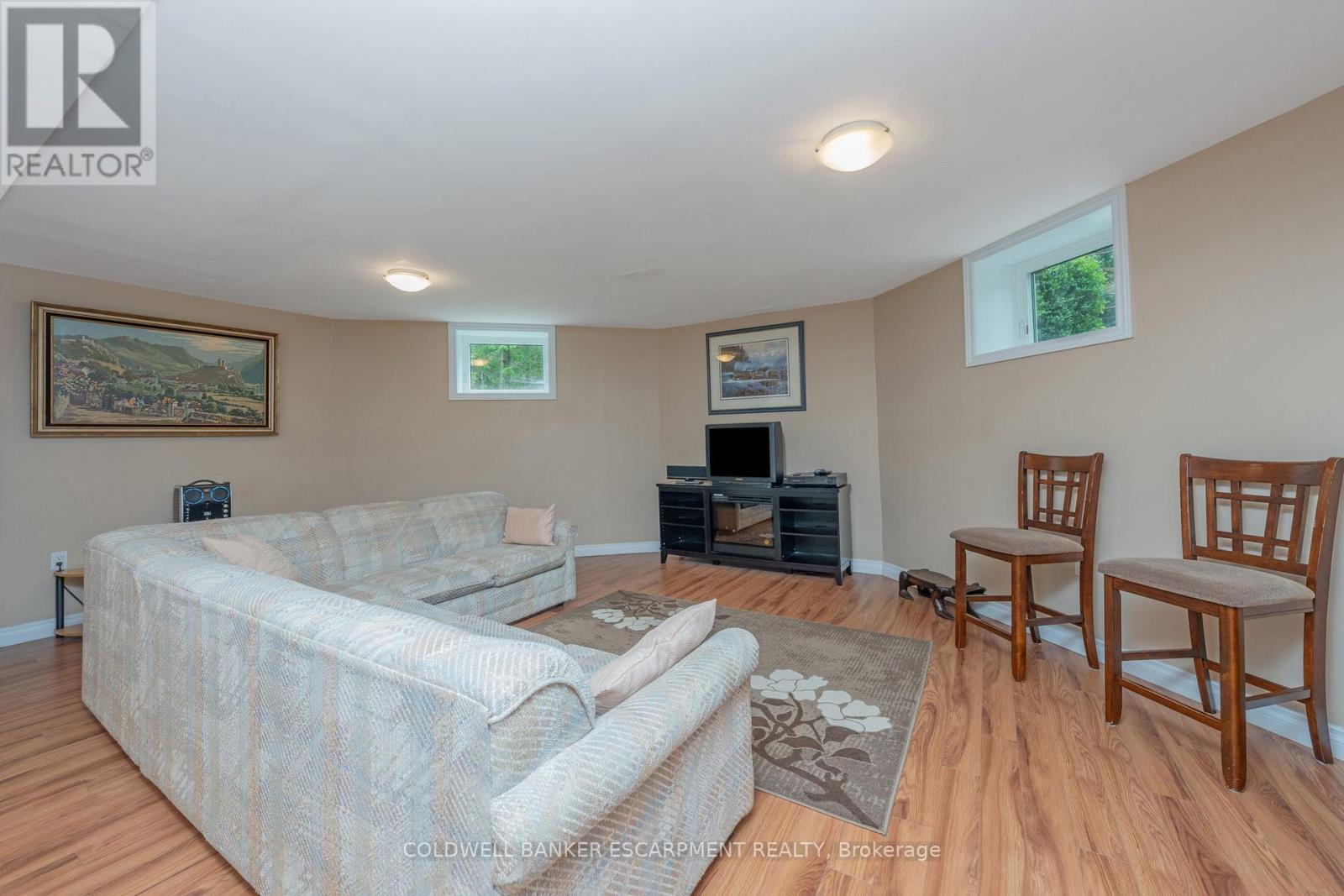 13601 GUELPH LINE - 38