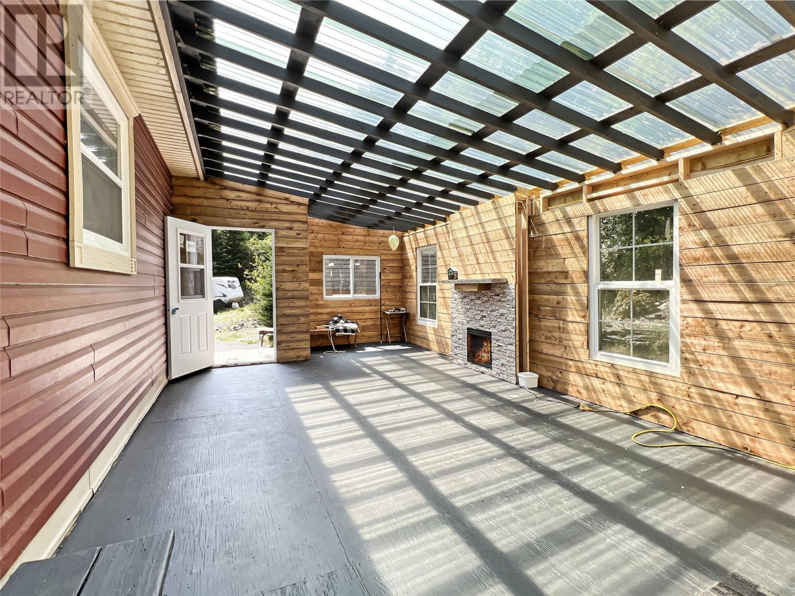 6-8 Parsons Path — photo 8