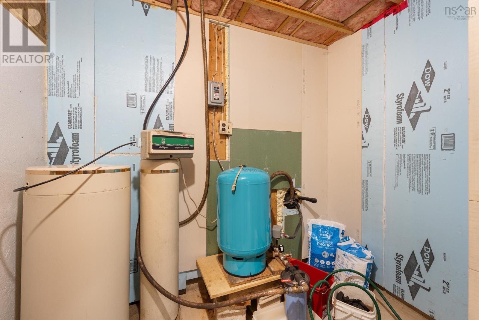 Property 34 of 48 of 89 Weymouth Falls Road