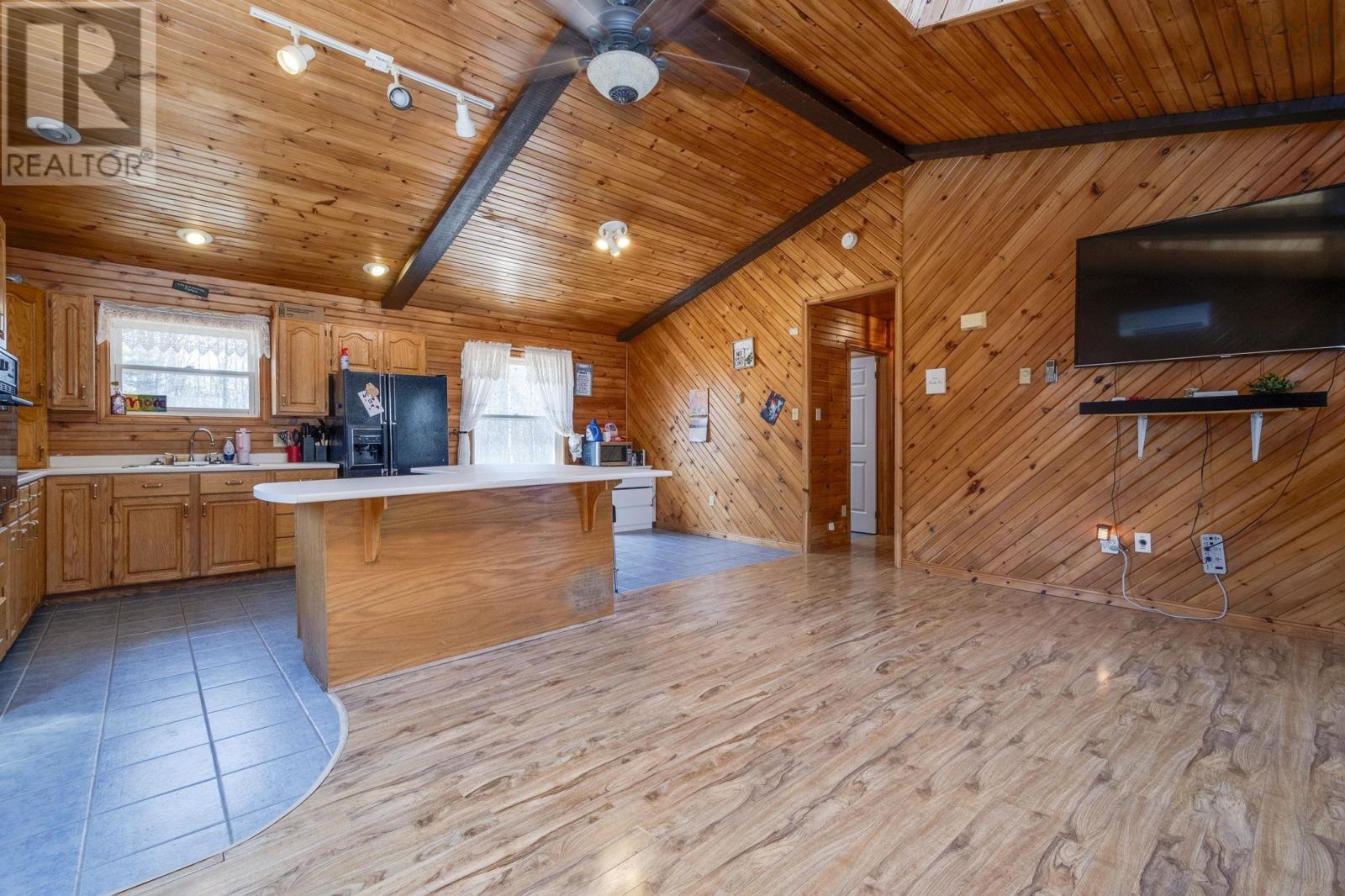 Property 7 of 36 of 9660 366 Highway