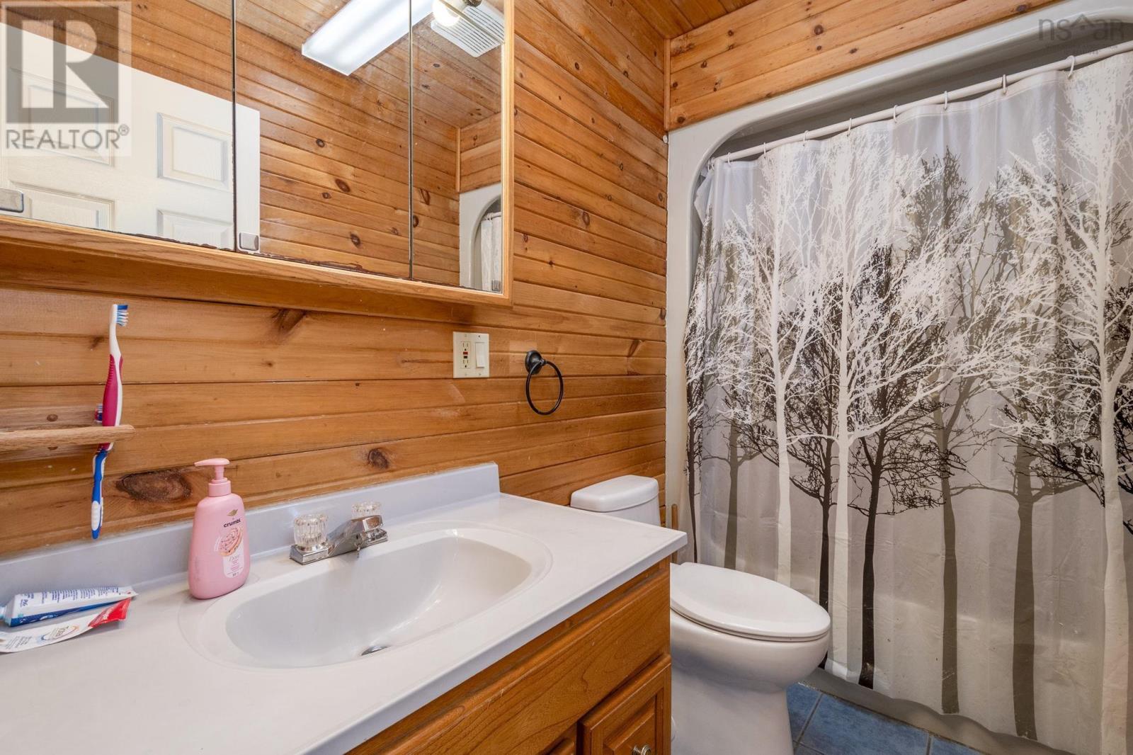 Property 29 of 36 of 9660 366 Highway