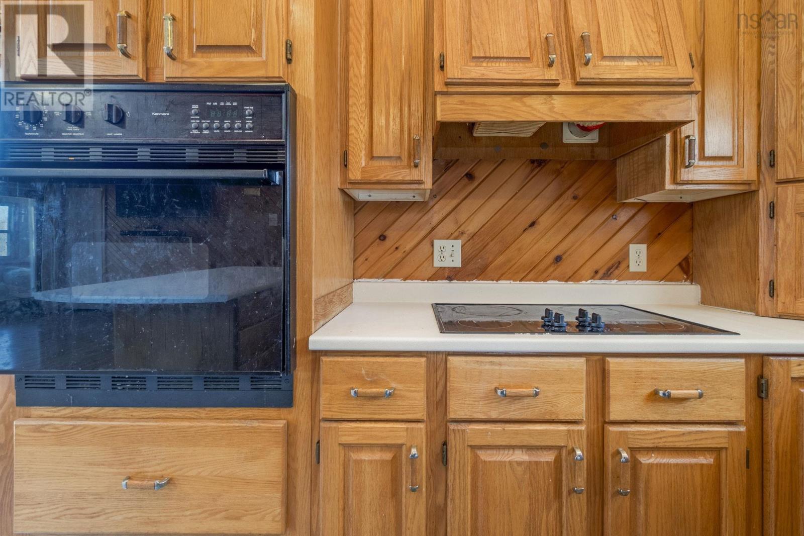 Property 8 of 36 of 9660 366 Highway