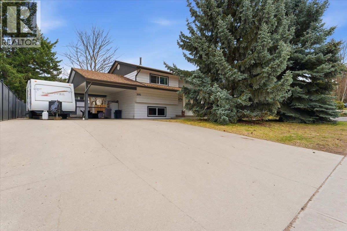 330 27 STREET NE - 41