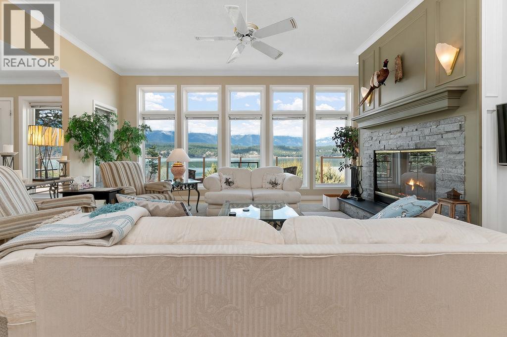 1626 SWANSEA ROAD - 14