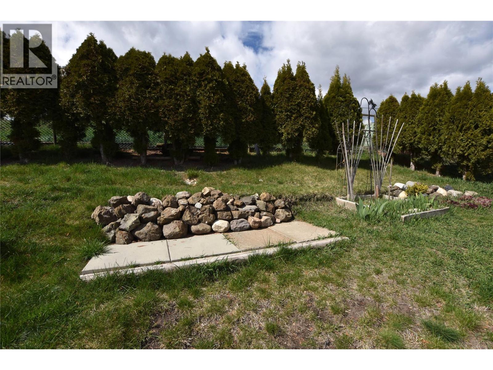 #19 8508 CLERKE ROAD - 35