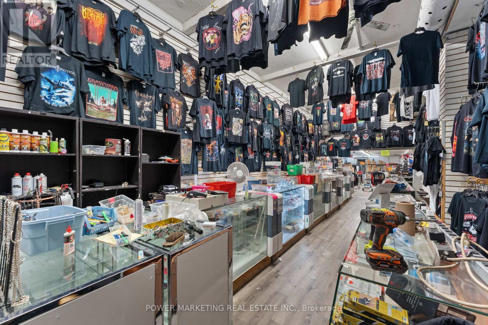 Retail for Rent in Ottawa – A – 151 RIDEAU STREET, Ottawa – MLS# X12997612 - Image 9