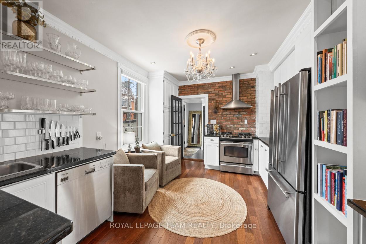 529 MCLEOD STREET - 13