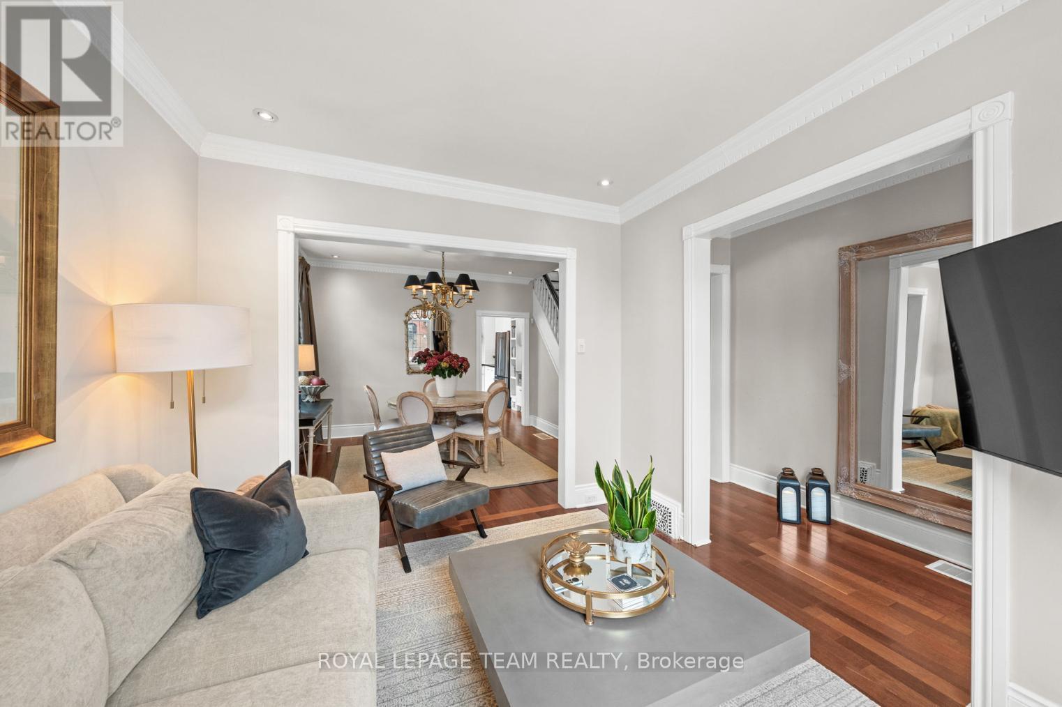 529 MCLEOD STREET - 8