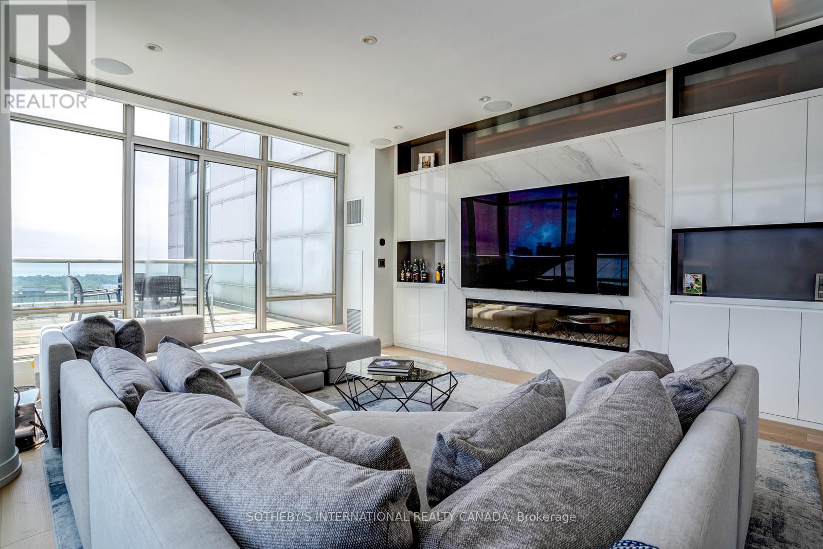 #3801 81 NAVY WHARF COURT - 3