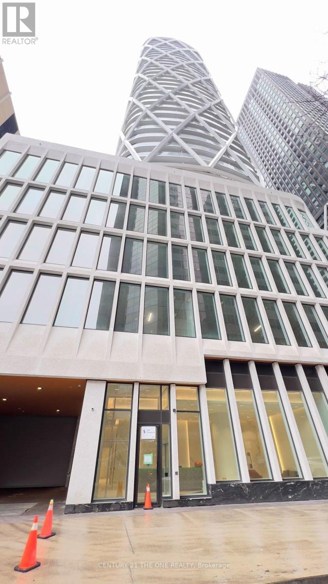 2417 - 230 SIMCOE STREET