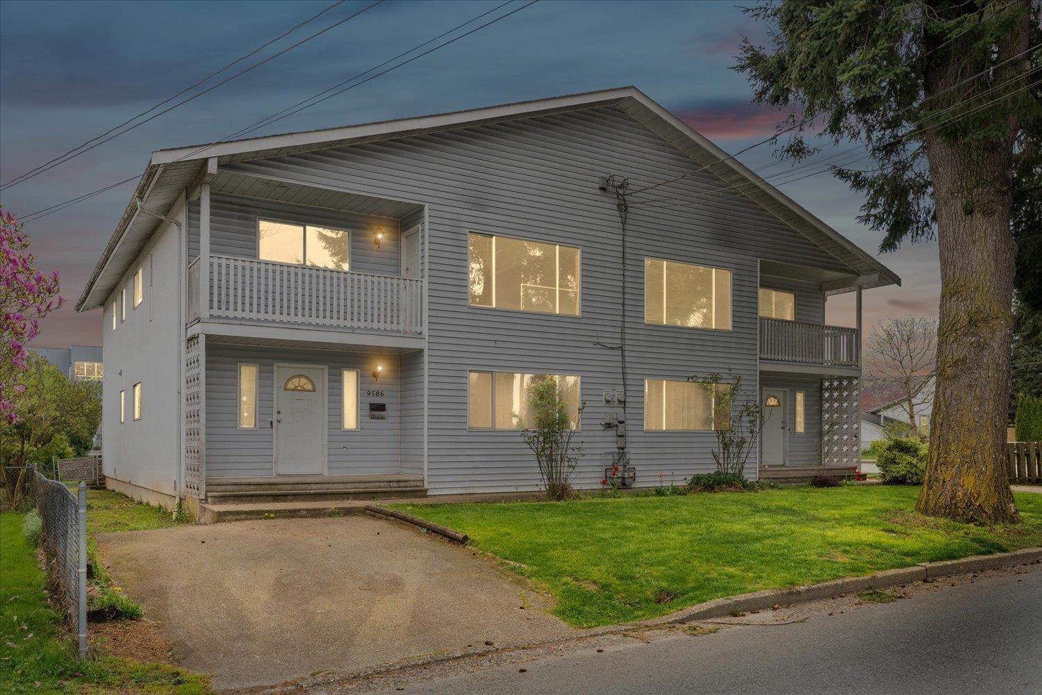 9584- 9586 WILLIAMS STREET, Chilliwack Proper East, Chilliwack
