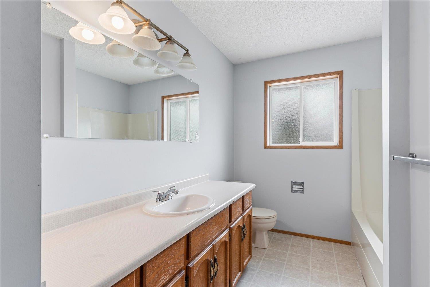 9584- 9586 WILLIAMS STREET, Chilliwack Proper East, Chilliwack