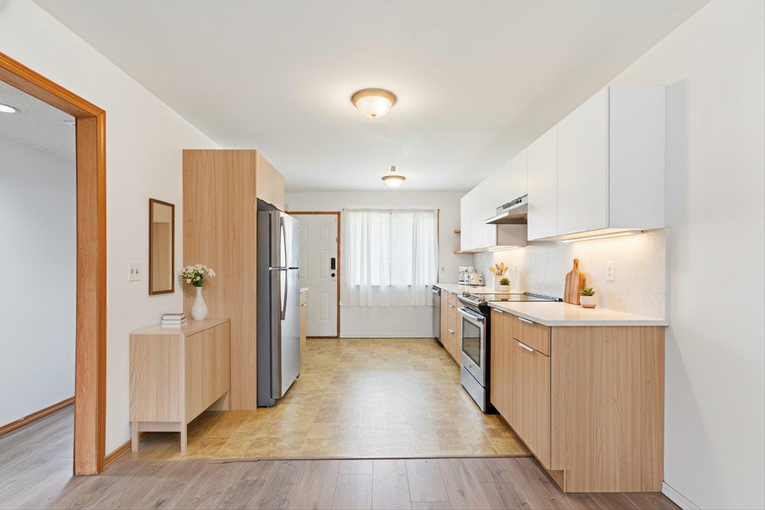 9584- 9586 WILLIAMS STREET, Chilliwack Proper East, Chilliwack