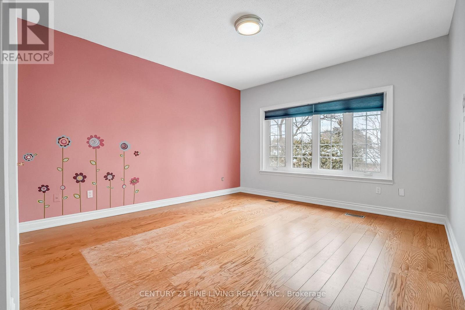 140 BATHGATE DRIVE - 27