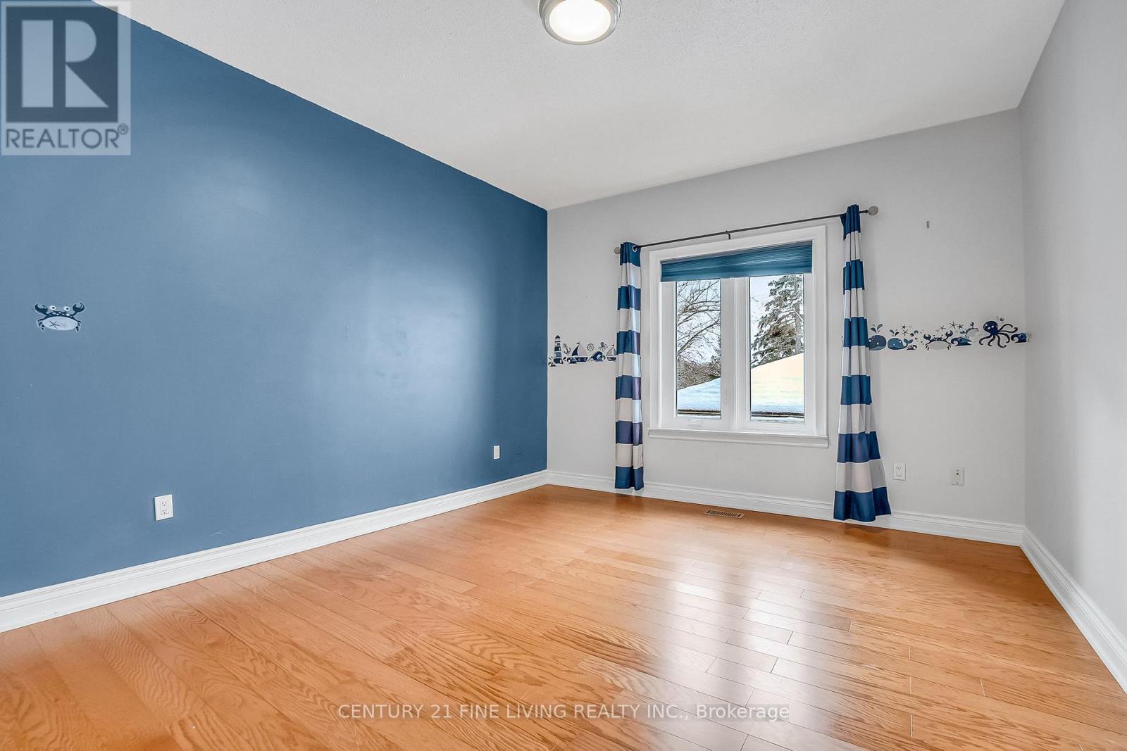 140 BATHGATE DRIVE - 32