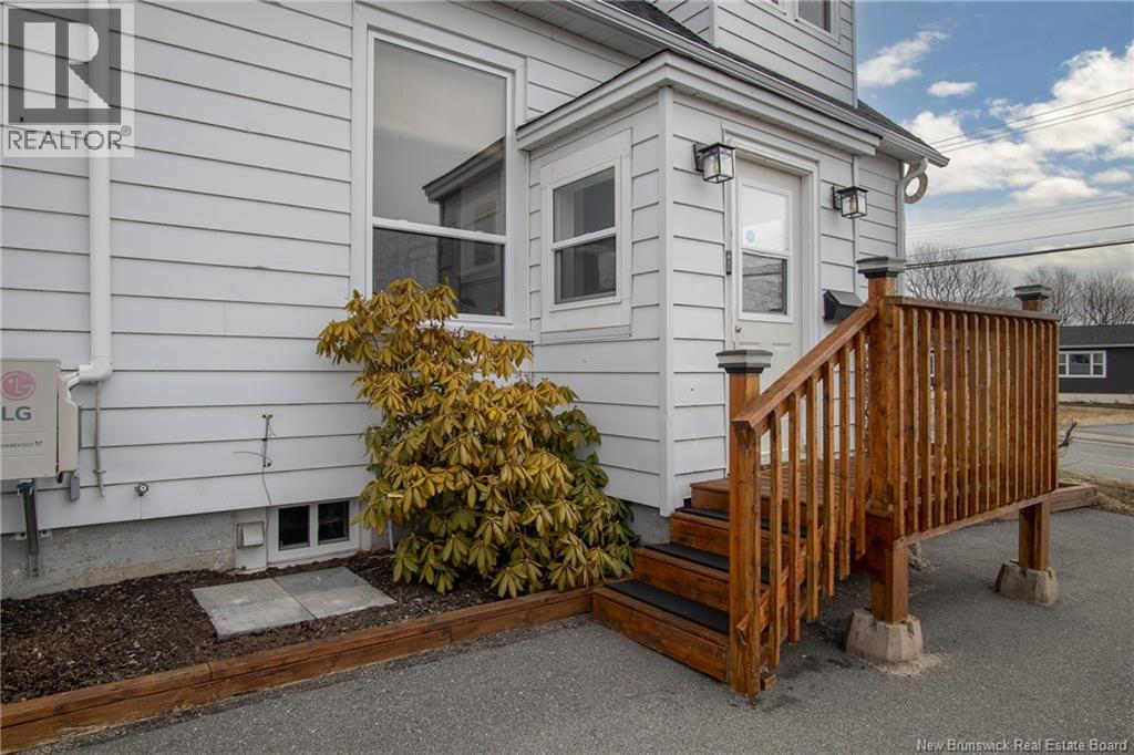 754 Sand Cove Road - Image 3