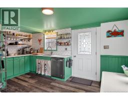 754 Sand Cove Road, photo 22