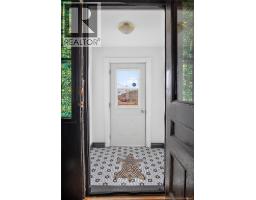 754 Sand Cove Road, photo 5