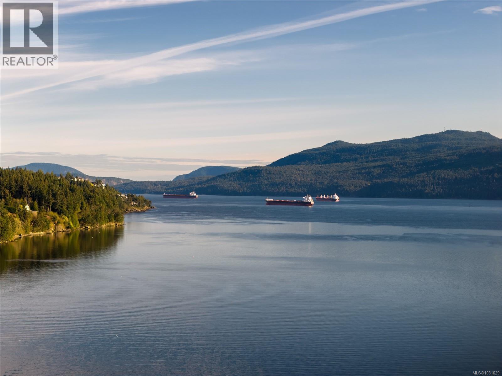  3070 Beachfront Crescent, Mill Bay