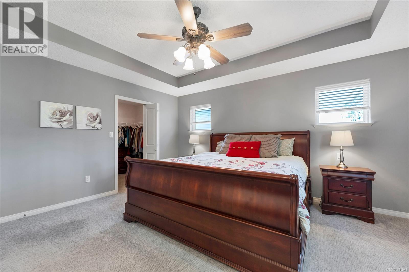 29 STONERIDGE DR - 24