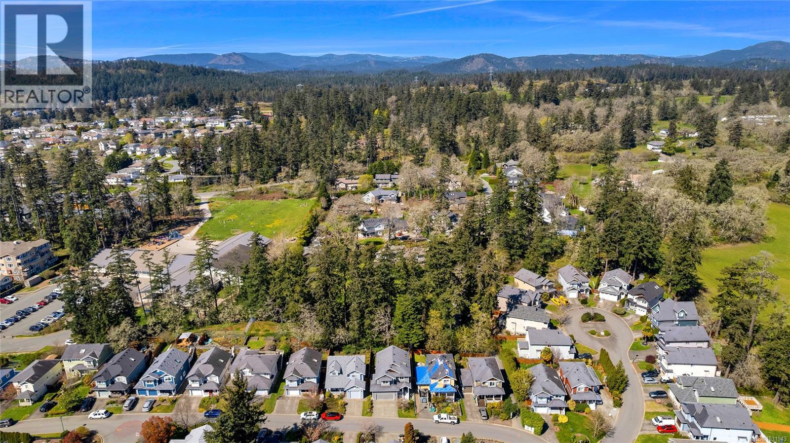 29 STONERIDGE DR - 45