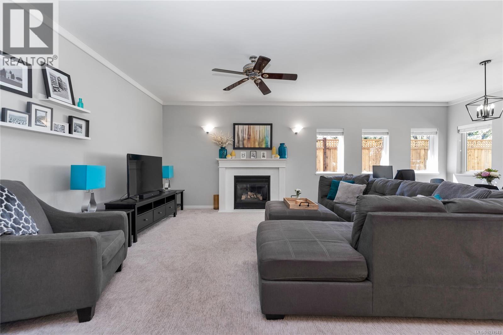 29 STONERIDGE DR - 10