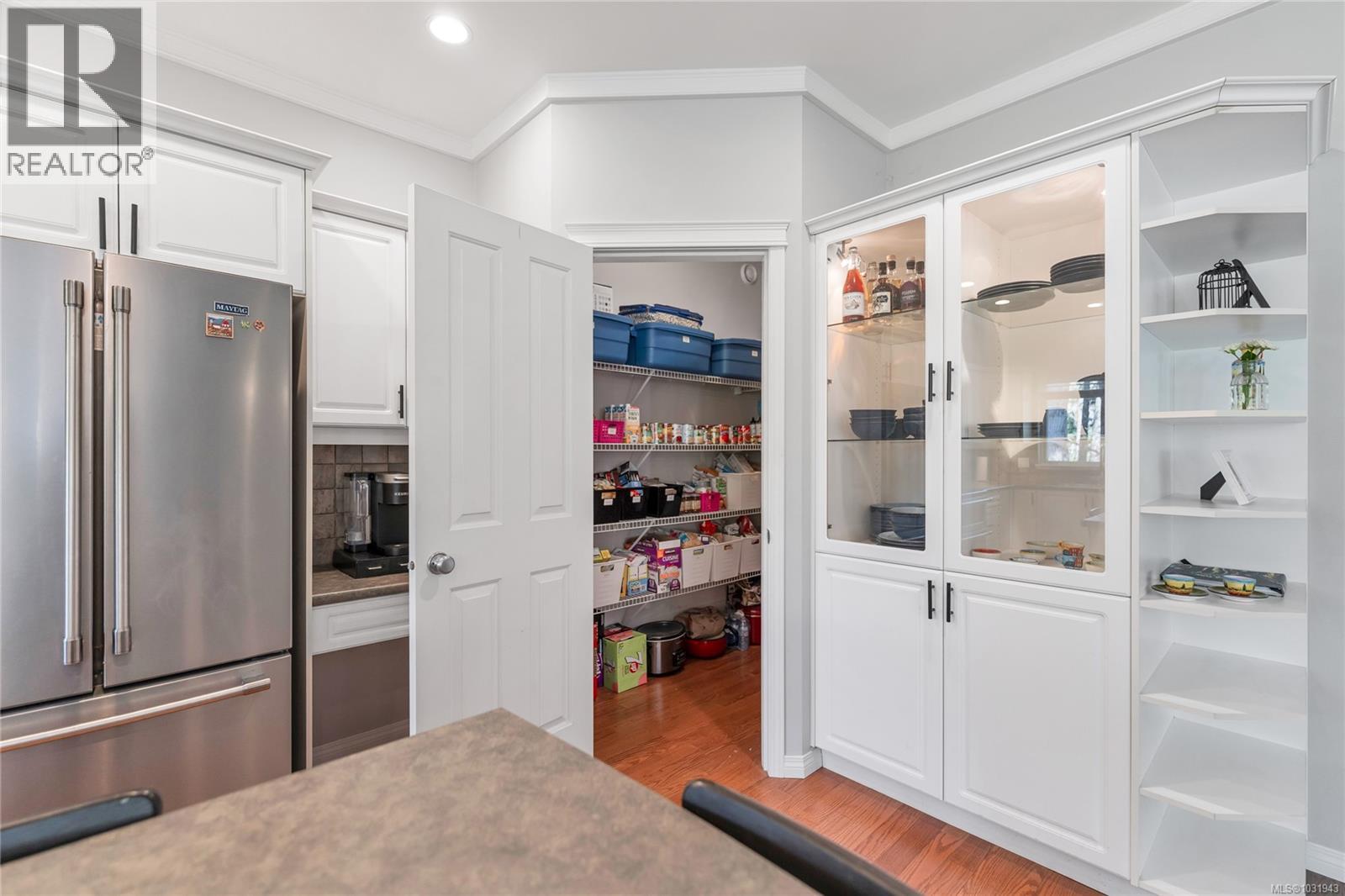 29 STONERIDGE DR - 7