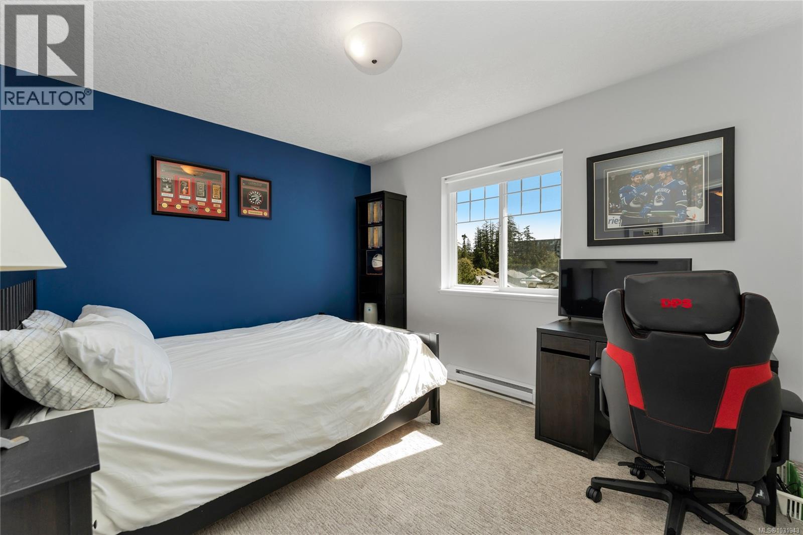 29 STONERIDGE DR - 31