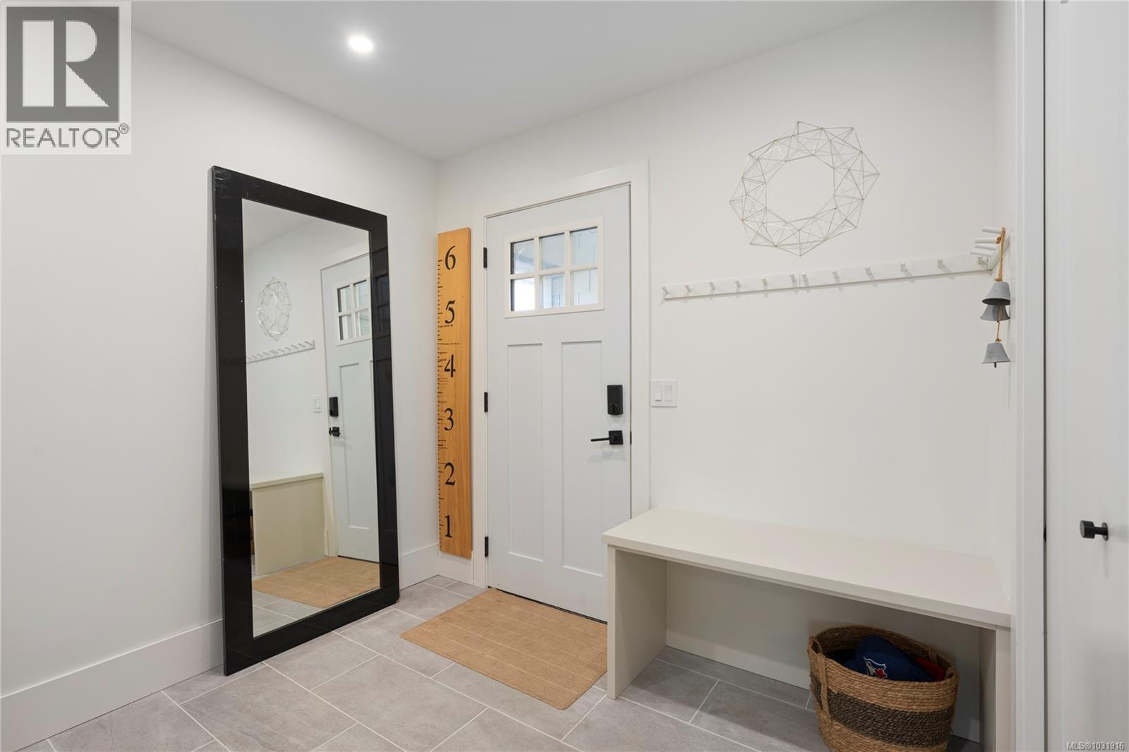 7549 ANDREA CRES - 22