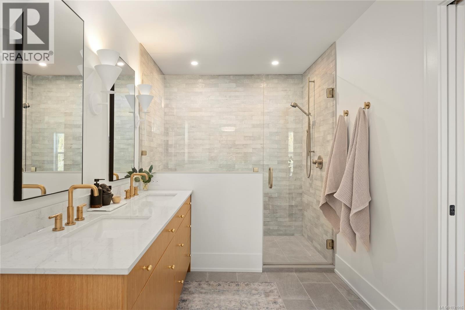 7549 ANDREA CRES - 26