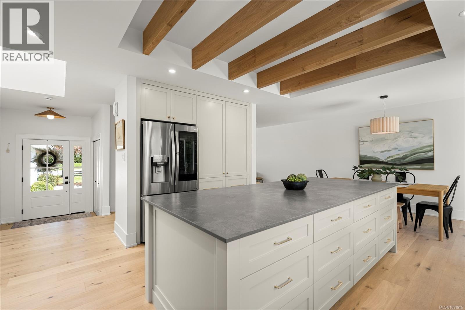 7549 ANDREA CRES - 4