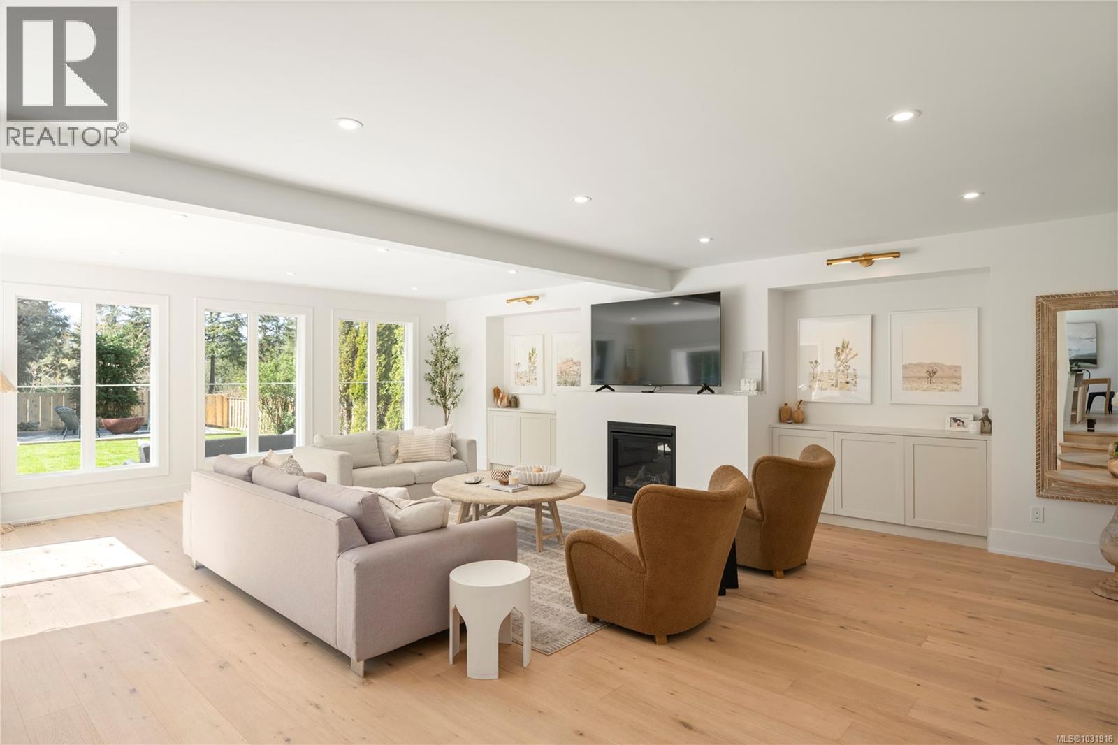 7549 ANDREA CRES - 5